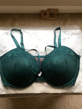 Victoria’s Secret Very Sexy Bra